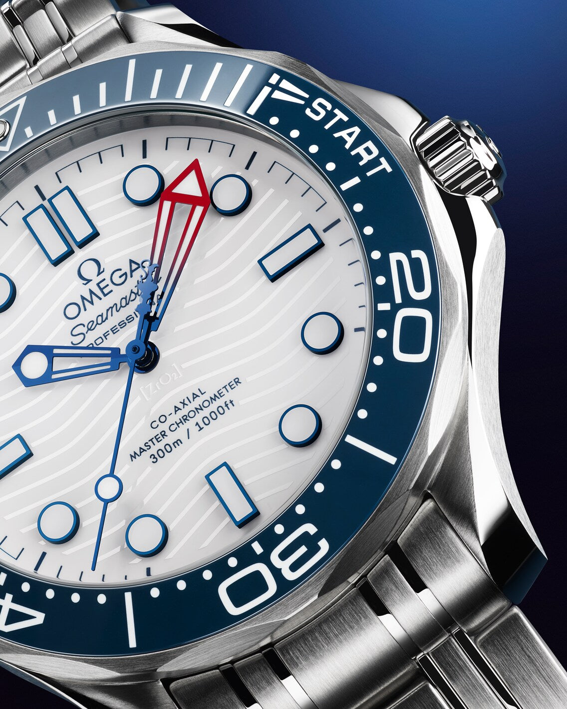 Men's White Dial Diver Automatic Watch with Date - Stainless Steel Bracelet - 300M