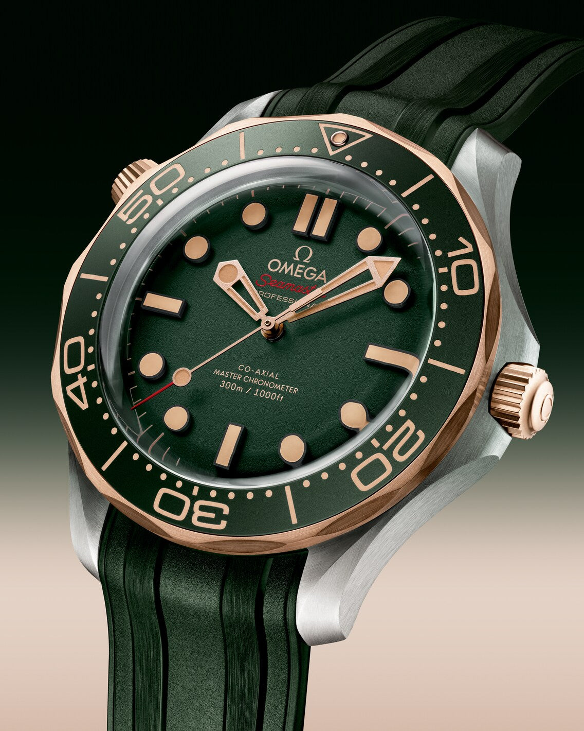 Men's Green Dial Diver Automatic Watch - Green Rubber Strap - Two Tone Bezel - 300M