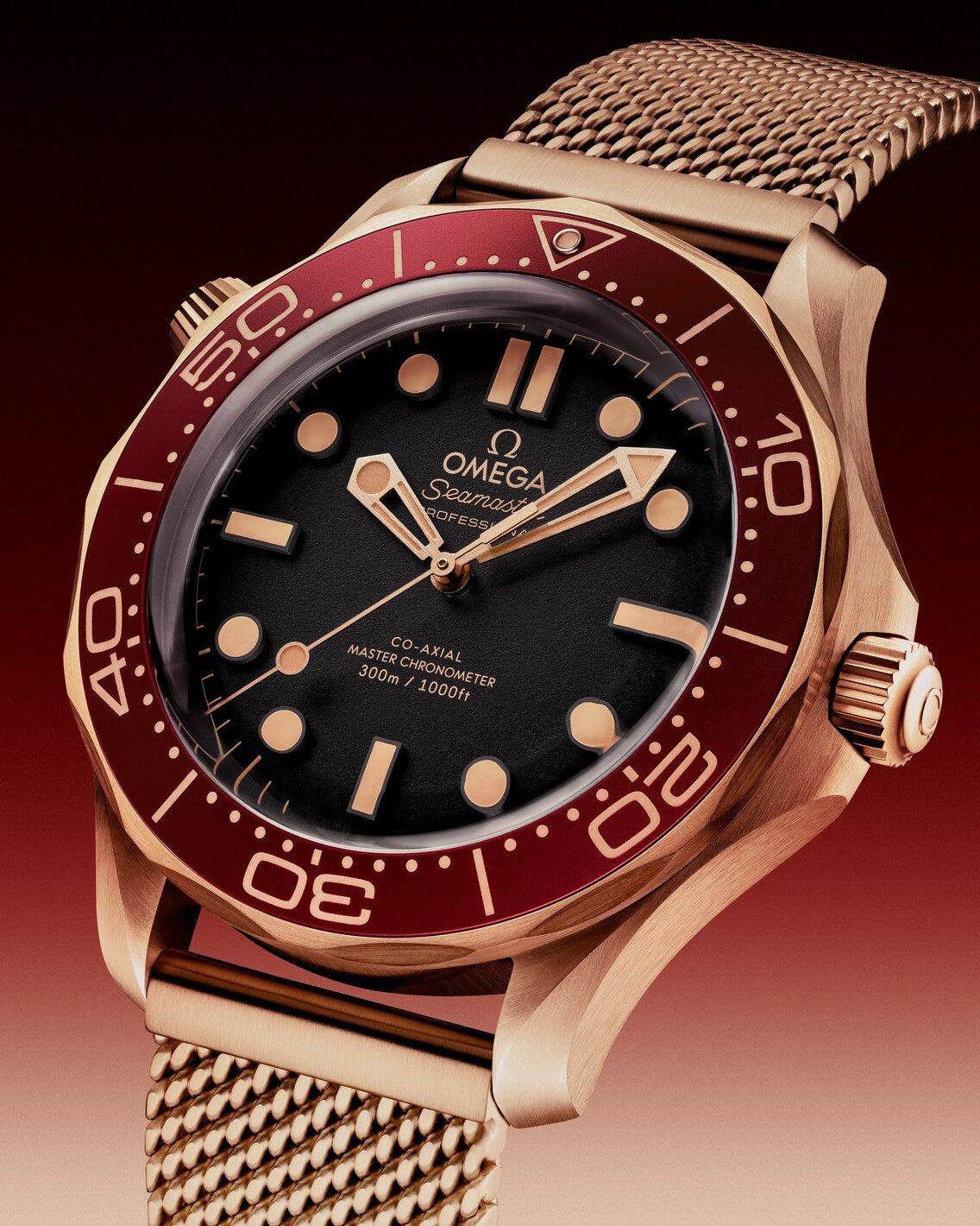 Men's Black Dial Diver Automatic Watch - Burgundy Bezel - Rose Gold Mesh Bracelet - 300M