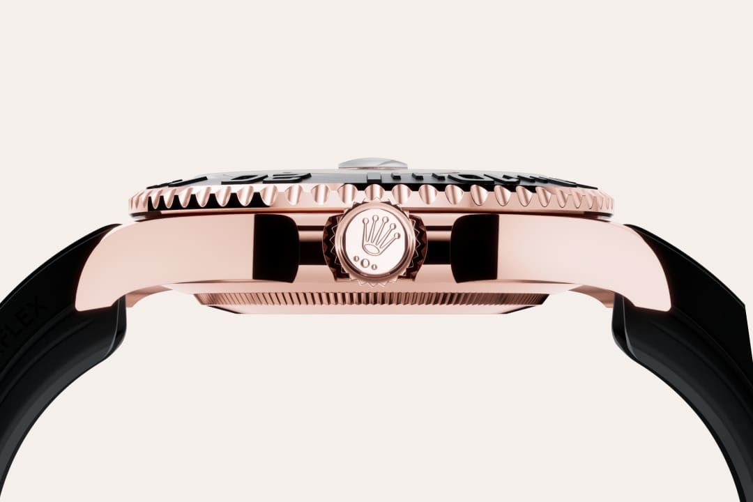 Men's Rose Gold Quartz Watch with Black Dial and Black Rubber Strap - Date Display and Rotating Bezel - Luxury Sports Edition