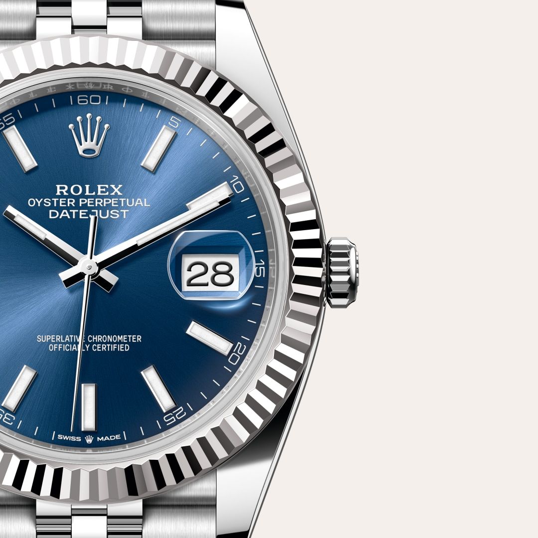 Men's Silver Quartz Watch with Blue Dial - Date Display, Fluted Bezel and Jubilee Bracelet - Luxury Inspired